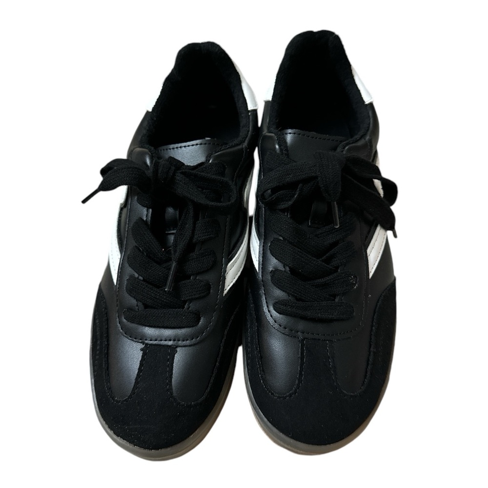 Madden Girl Gia Sneakers - Picture 5 of 12